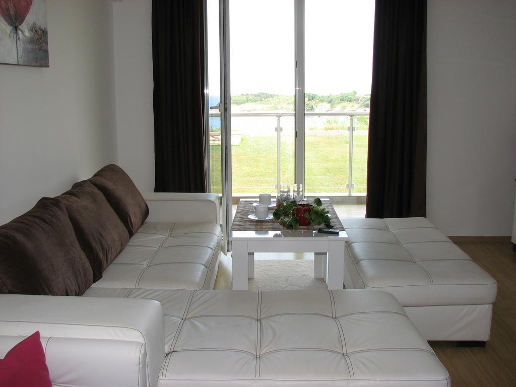Two-Bedroom Apartment Donika Carevo Exterior foto