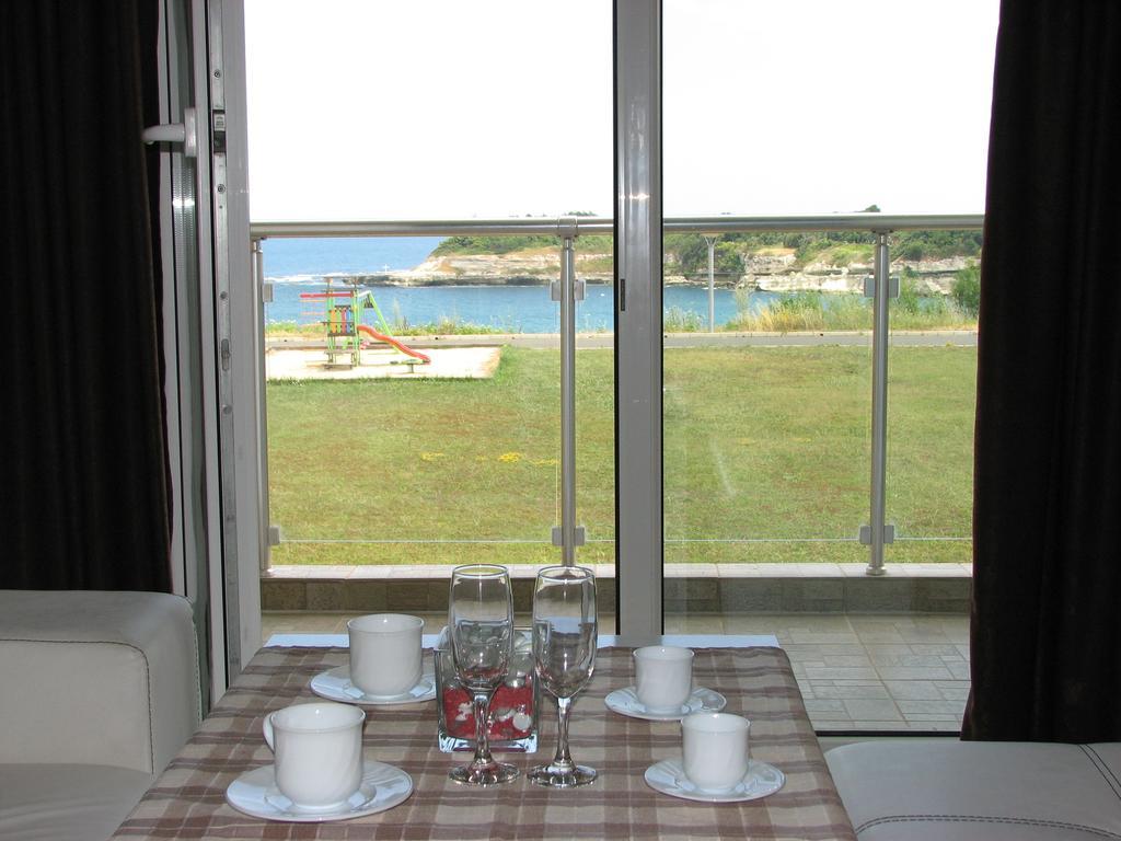 Two-Bedroom Apartment Donika Carevo Exterior foto