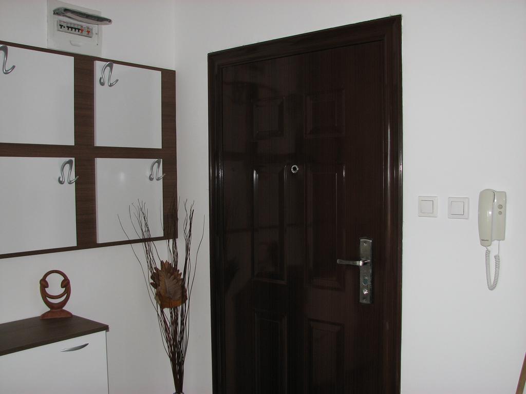 Two-Bedroom Apartment Donika Carevo Exterior foto