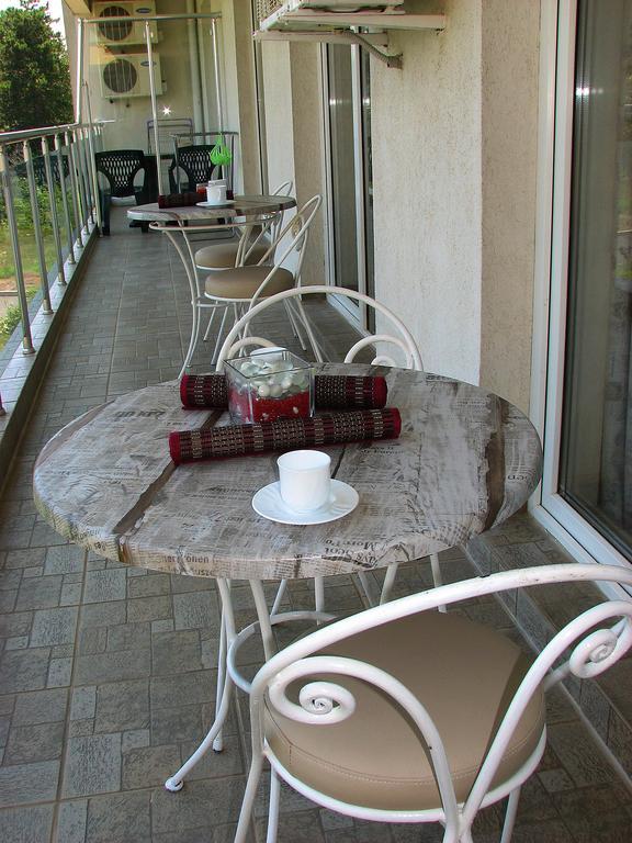 Two-Bedroom Apartment Donika Carevo Exterior foto