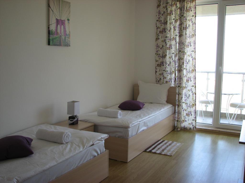 Two-Bedroom Apartment Donika Carevo Exterior foto