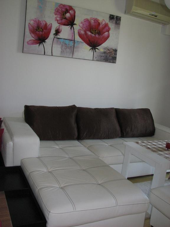 Two-Bedroom Apartment Donika Carevo Exterior foto