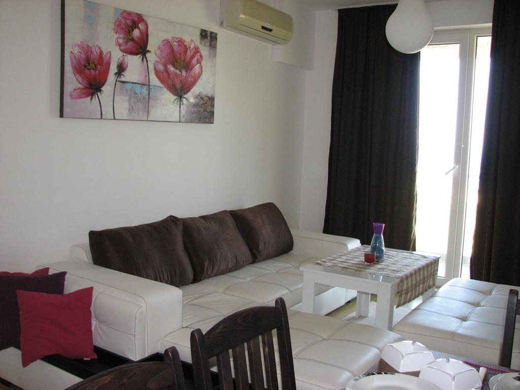 Two-Bedroom Apartment Donika Carevo Exterior foto